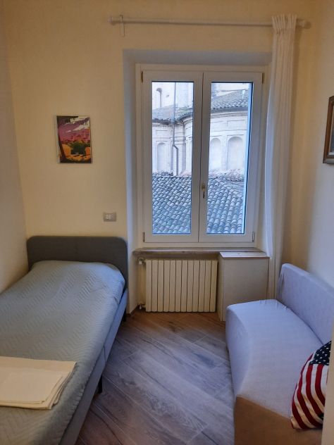 TRILO DI RECENTE RISTRUTBORGO FORNOVO PIANO SECONDO-TERMOAUTONOMO E CLIMATIZZATO - Foto 6