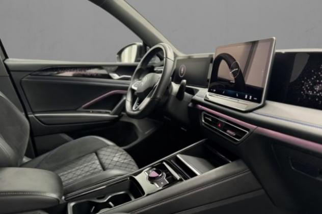 VOLKSWAGEN Tiguan 2.0 TDI 150 CV DSG R-Line rif. 24072212 - Foto 5