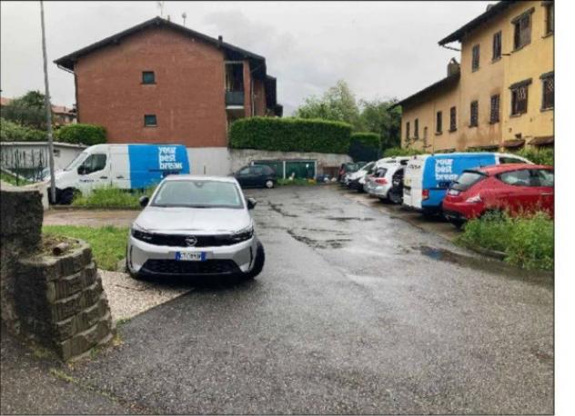 Immobile in asta di 92 m² in vendita a Caravate - Foto 2