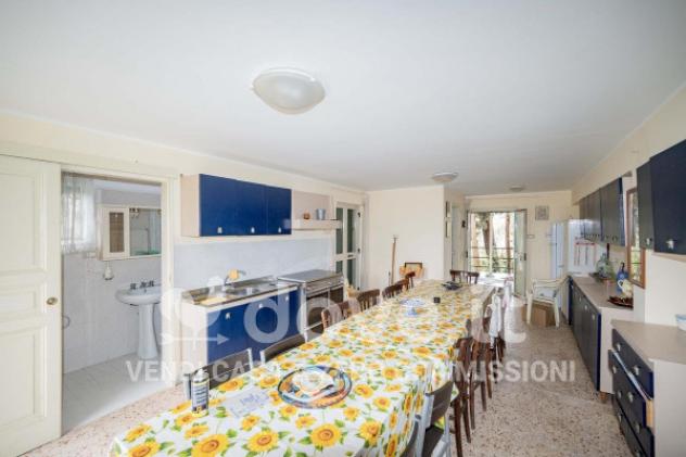 Villa di 160 m² con 4 locali e box auto doppio in vendita a Messina - Foto 4
