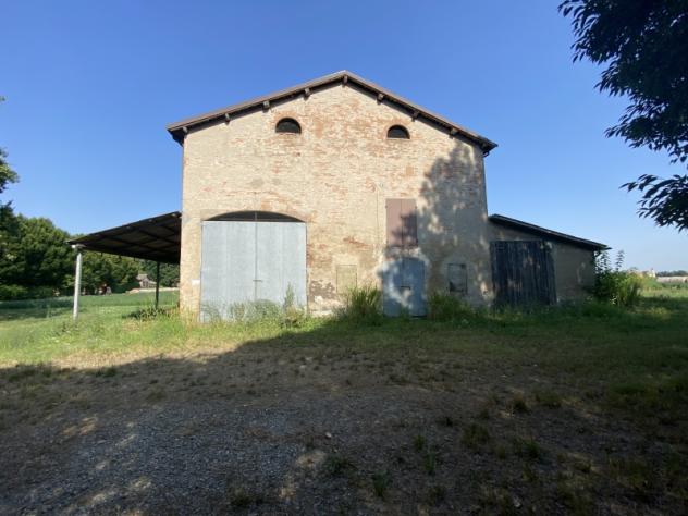A648. CAMPOGALLIANO. Casale di campagna con basso servizio e giardino di più di 3.000 mq. - Foto 2