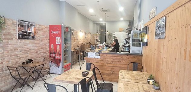 bar gastronomia fredda zona tor tre teste cedo in vendita - Foto 6