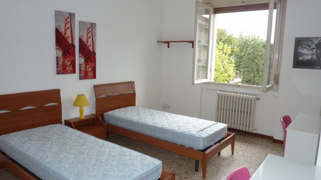 1-2 posti letto in camera doppia zona istituti-policlinico – spese incluse - Foto 4