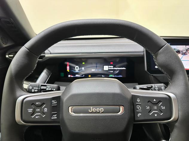 Jeep Compass e-Hybrid 1.2 Turbo MHEV 106kW First Edition DCT - Foto 8