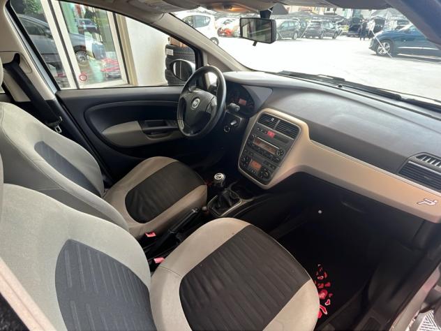 FIAT Grande Punto Grande Punto 5p 1.3 mjt 16v Active 75cv - Foto 9