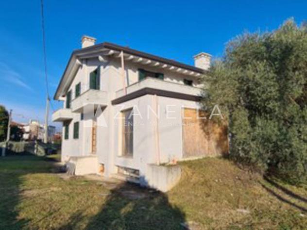 Villa di 450 m² con più di 5 locali e box auto doppio in vendita a Castelfranco Veneto - Foto 5