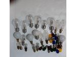 45 lampadine nuove di varie dimensioni