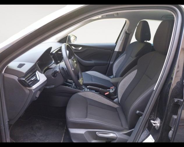 Škoda Kamiq 1.0 TSI 115 CV DSG Black Dots - Foto 9