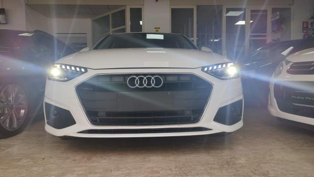 Audi A4 Avant 30 TDI 136 CV S tronic Business Hybrid - Foto 3