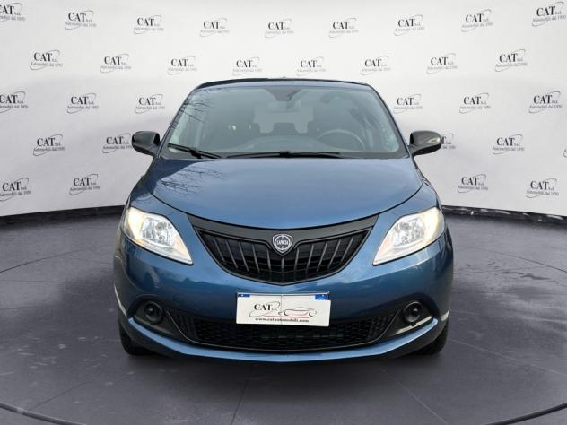 Lancia Ypsilon 1.0 FireFly 70cv Hybrid Platino - Foto 2