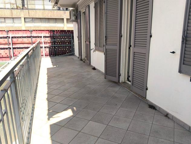 BILOCALE RISTRUTTURATO CON TERRAZZA IN CENTRO CALOLZIO - Foto 14