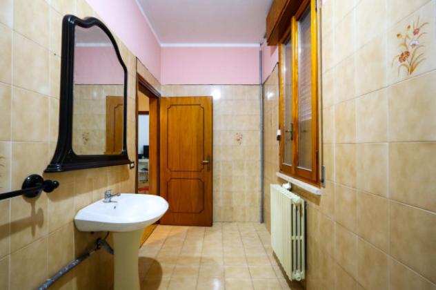 Casa indipendente di 110 m² con 4 locali e box auto in vendita a Mirandola - Foto 16