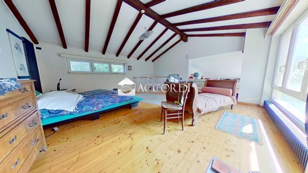 CASA INDIPENDENTE di 9 vani e di 330 mq (MONTEBELLUNA) rif. DG314A - Foto 19