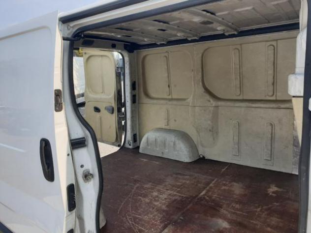 OPEL Vivaro con batteria e revisione senza 3500 euro rif. 24054383 - Foto 6