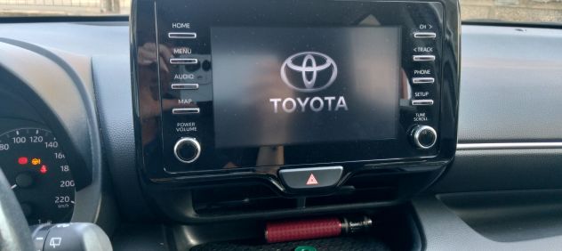 Toyota Yaris Ibrida - Foto 6