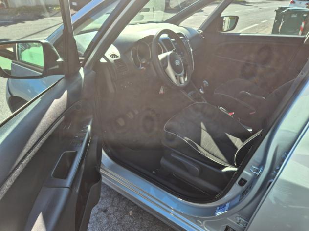 Kia Venga 1.4 CVVT EX Easy - Foto 9