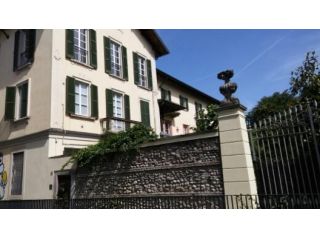 in casa d'epoca quadrilocale su due livelli