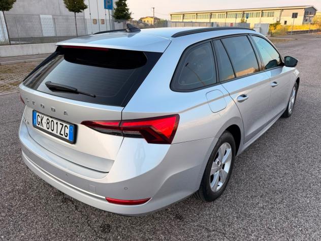 Skoda Octavia 1.5 G-TEC DSG Wagon Executive - Foto 9