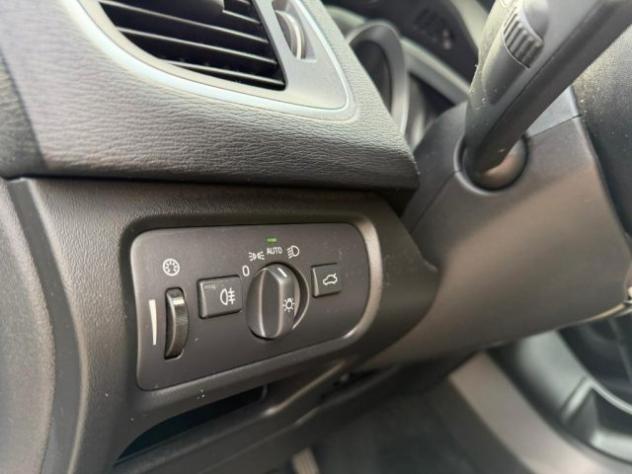 VOLVO V40 D2 Momentum Navi Led rif. 23779373 - Foto 8