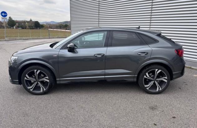 AUDI Q3 SPB 35 TDI Stronic Identity Black S-line SPORTBACK rif. 23091241 - Foto 8