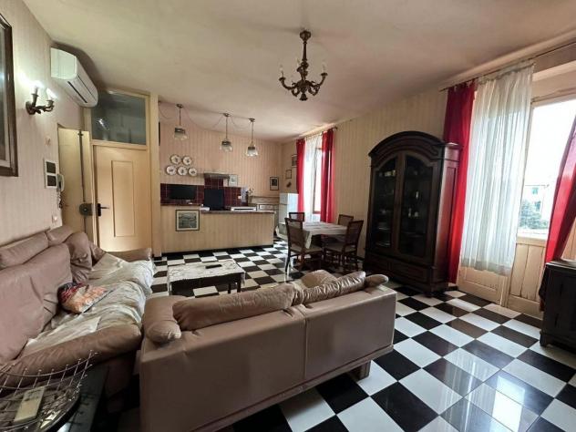 Appartamento in vendita a Sarzana 85 mq Rif: 1324214