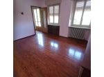 Valdilana Casa indipendente con piccolo giardino frontestrada