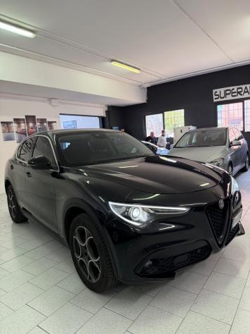 Alfa Romeo Stelvio 2.2 Turbodiesel 210 CV AT8 Q4 Executive - Foto 3