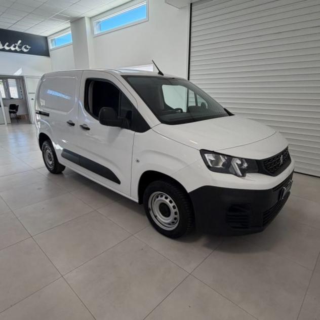 PEUGEOT Partner BlueHDi 100 PC Furgone Premium rif. 24073094 - Foto 6