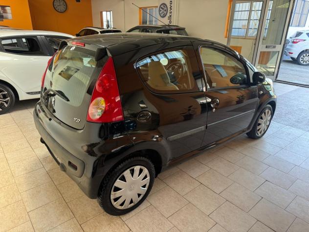 Peugeot 107 1.0 68CV 5p. Plaisir 2Tronic - Foto 9