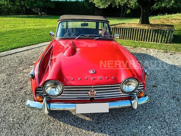Triumph TR4 TR4A IRS Rosso Interni Pelle Nera 1966 Guida a Destra - Foto 4
