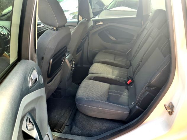 2012 - Ford C-Max 1.6 TDCi 115cv - Foto 8