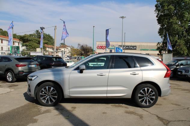 Volvo XC 60 XC60 B4 (d) automatico Core - Foto 3