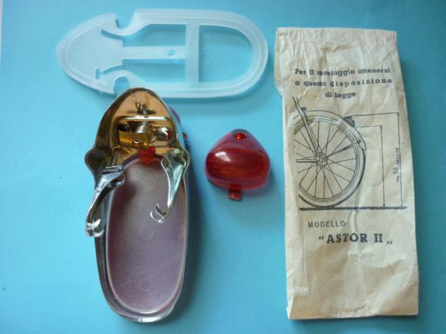 FANALE POSTERIORE NOS COMPLETO SEBAC + CUPOILINO DI RICAMBIO BICICLETTA - Foto 2