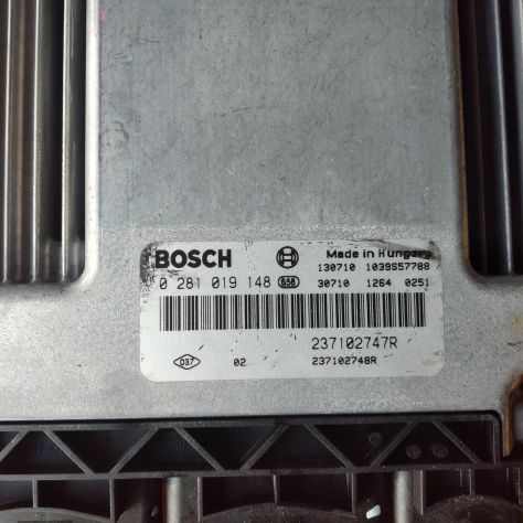 centralina motore Renault Clio IV DCI 1.5 BOSCH 0281019148 / 237102747R CENTRAL - Foto 4