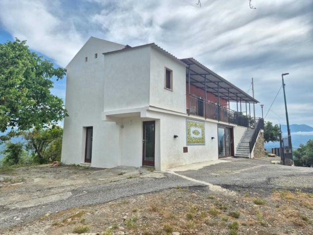 Casa di campagna in Località Carullo