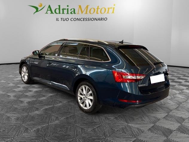 Škoda Superb 2.0 TDI EVO 110KW EXECUTIVE DSG - Foto 3