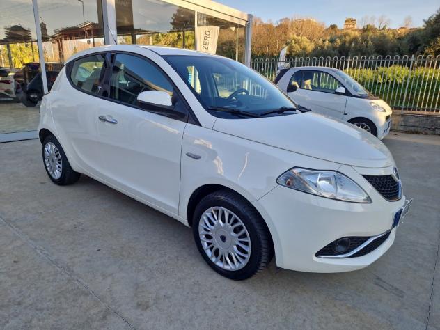Lancia Ypsilon Ypsilon 1.2 69 CV 5 porte Gold - Foto 3