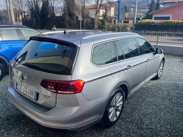 Volkswagen Passat Variant 2.0 TDI SCR EVO DSG Business 04/2021 - Foto 5