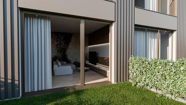 Milano Precotto ampio monolocale con giardino privato