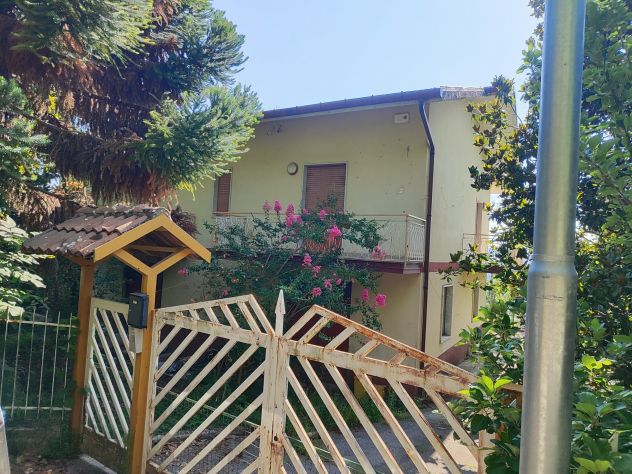 Arcella (AV) Villetta con 8.000 mq di Terreno - Foto 2