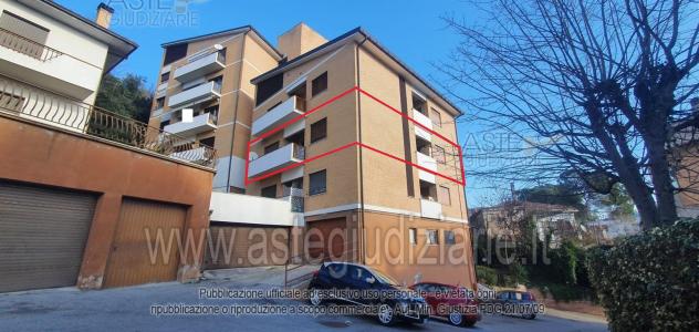 IMMOBILI-IMMOBILE RESIDENZIALE-Via IV Novembre, 64100 Teramo TE, Italia