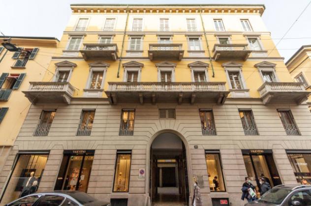 Appartamento di 366 m² con 3 locali in affitto a Milano - Foto 2