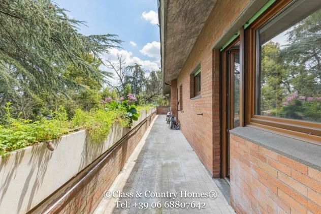 Appartamento in Villa Vigna Clara: Quattro Camere da Letto - Foto 9