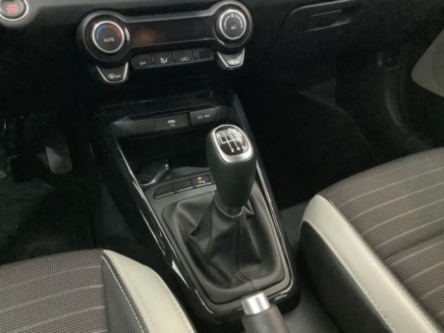 KIA Stonic 1.0 T-GDi 100 CV MHEV MT Black Edition rif. 24108115 - Foto 8
