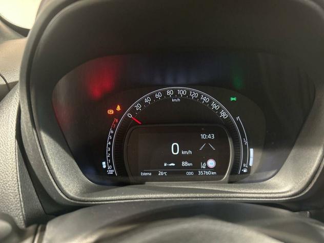 Toyota Aygo X 1.0B (72 CV) Undercover - Foto 9