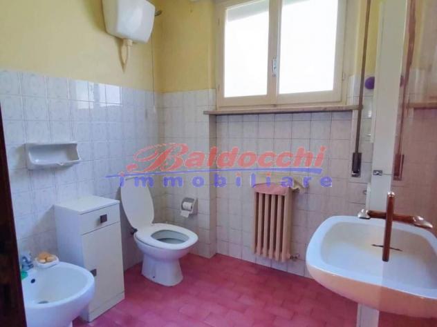 VILLA SINGOLA ZONA DON GENTILI - IDEALE PER DUE NUCLEI FAMILIARI - Foto 9
