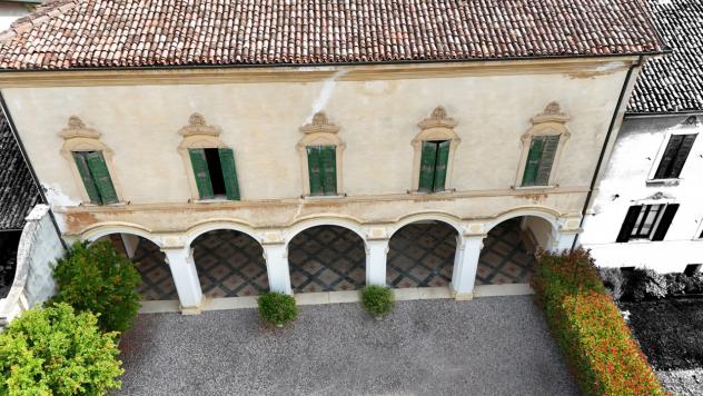 PALAZZO di 12 vani e di 610 mq (MILZANO) rif. SFSMABS - Foto 6