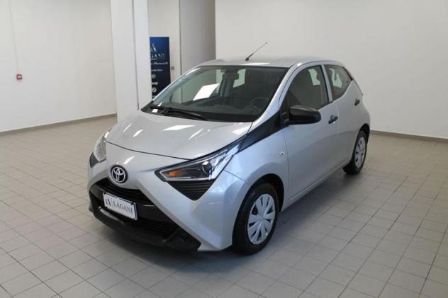 Toyota Aygo Connect 1.0 VVT-i 72 CV 5 porte x-play