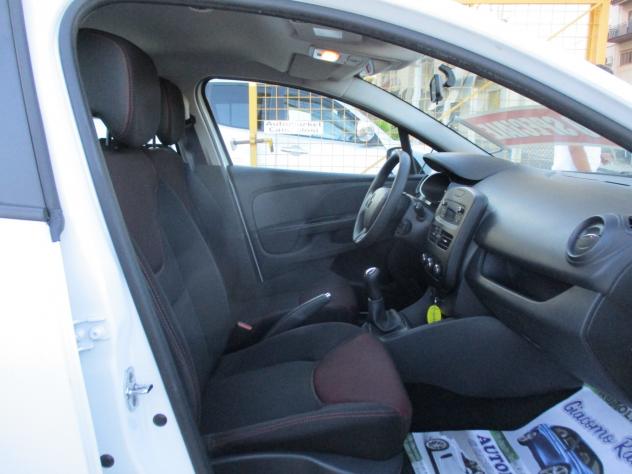 Renault Clio 1.2 75CV GPL 5 porte Wave 2014 - Foto 4