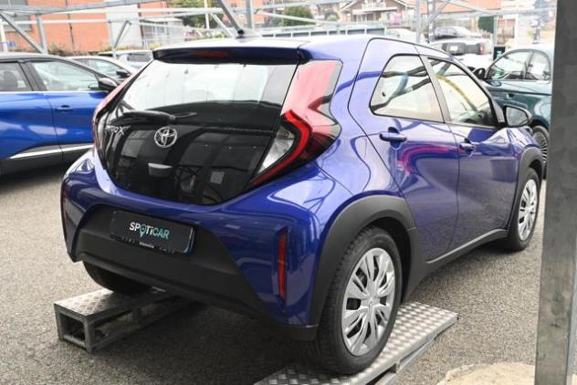 TOYOTA Aygo X 1.0 VVT-i 72 CV 5 porte Active rif. 23257453 - Foto 5